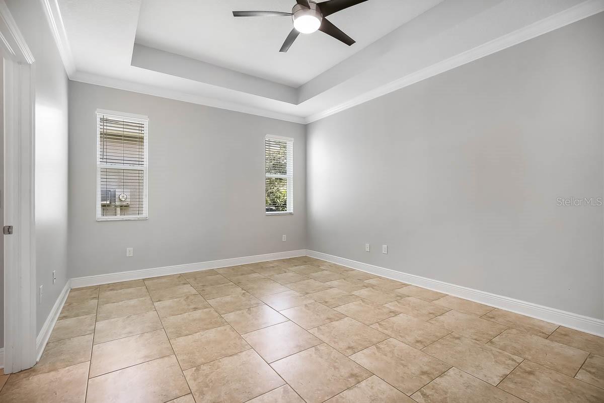 STARLING AT FISHHAWK PHASE 1B-1 - Residential Lease