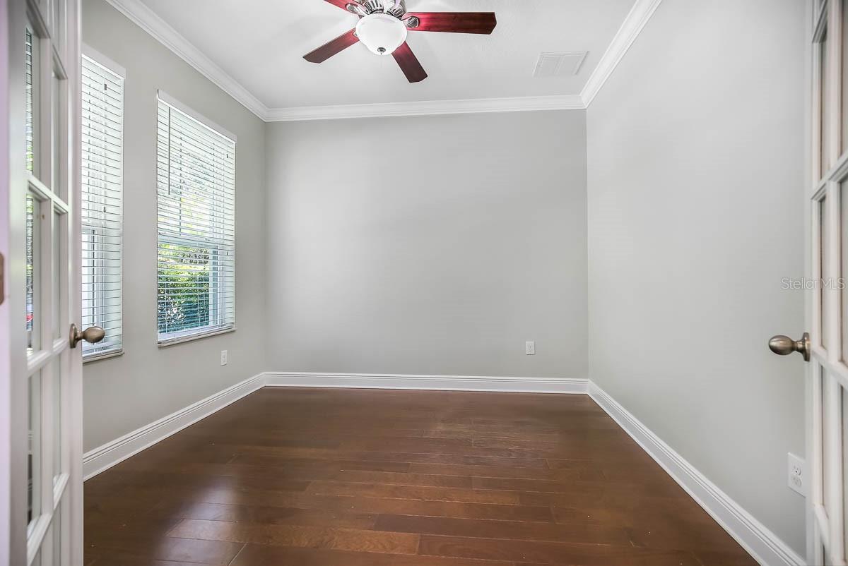 STARLING AT FISHHAWK PHASE 1B-1 - Residential Lease