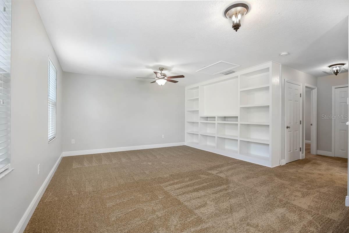 STARLING AT FISHHAWK PHASE 1B-1 - Residential Lease