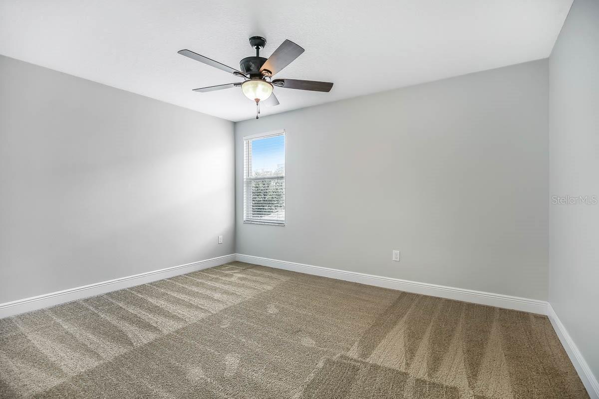 STARLING AT FISHHAWK PHASE 1B-1 - Residential Lease