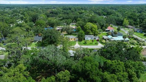Tiny photo for 1142 NE 8th Street, Ocala, FL 34470 (MLS # OM727134)