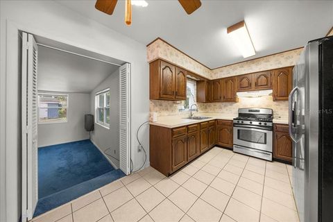 Tiny photo for 1142 NE 8th Street, Ocala, FL 34470 (MLS # OM727134)