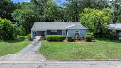 Tiny photo for 1142 NE 8th Street, Ocala, FL 34470 (MLS # OM727134)