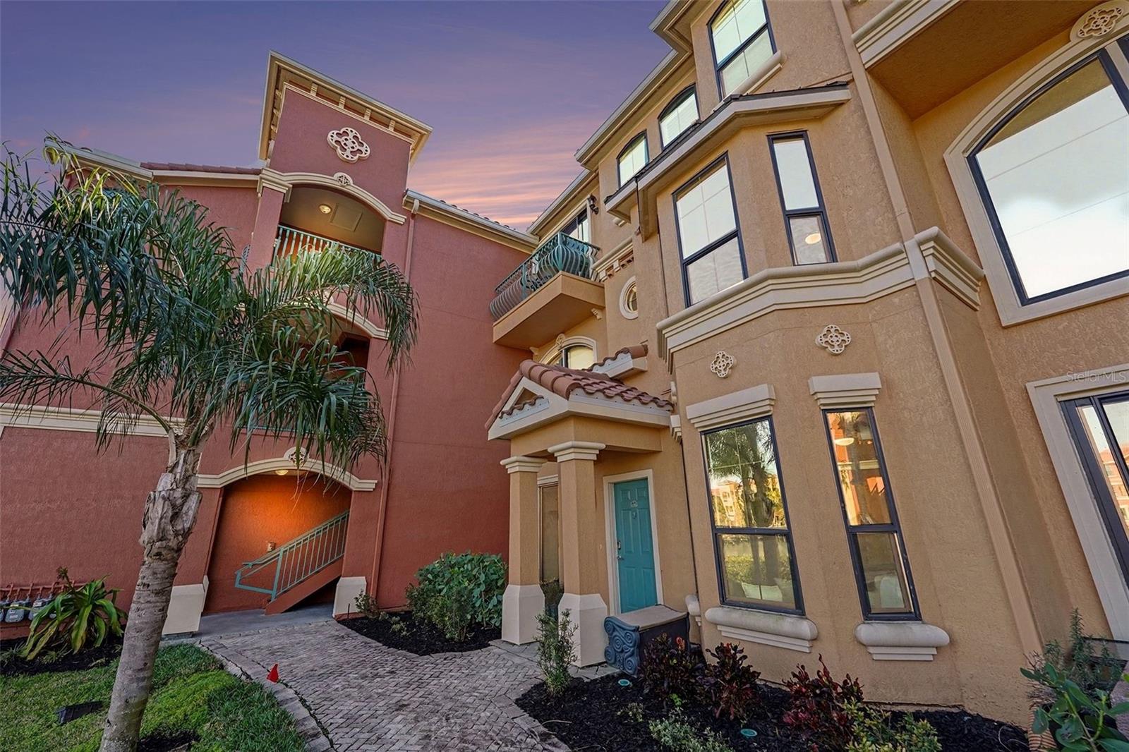 2746 VIA TIVOLI 115B