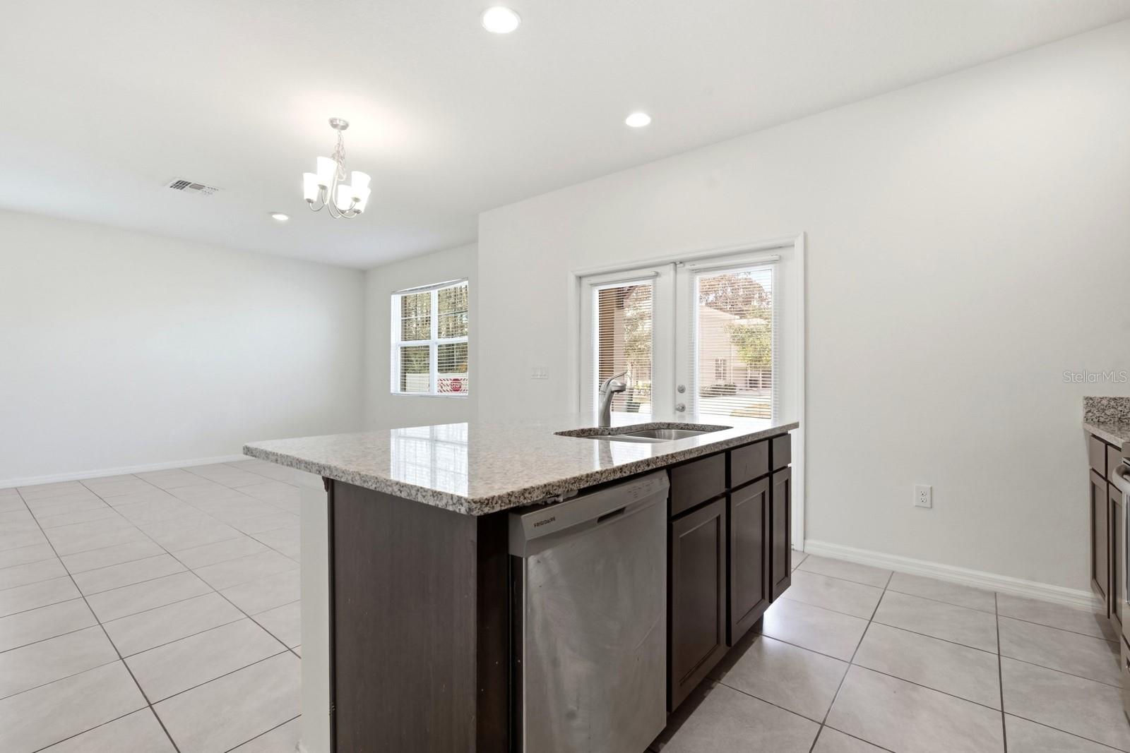 CORNERSTONE GROVE - Residential