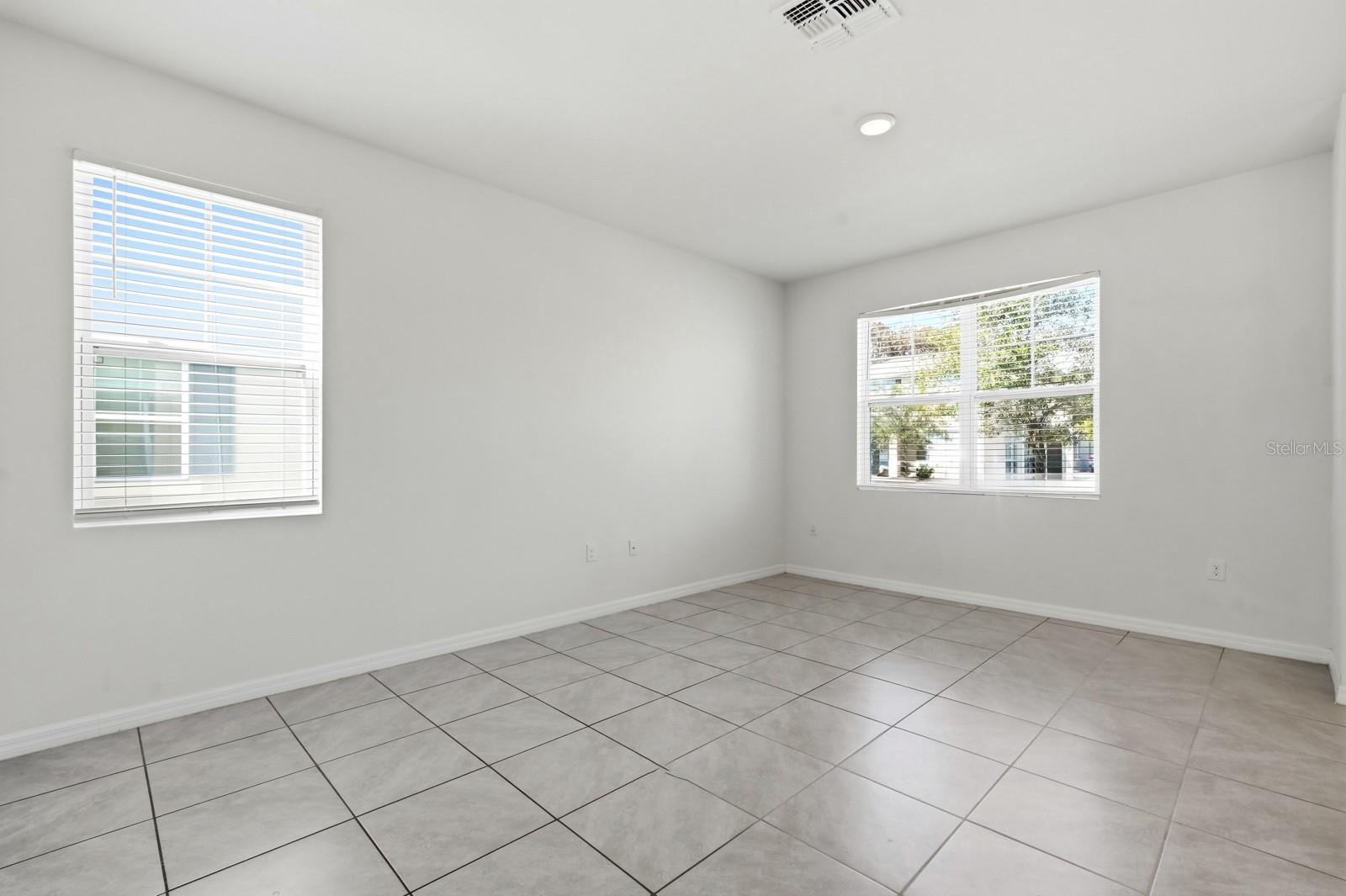 CORNERSTONE GROVE - Residential