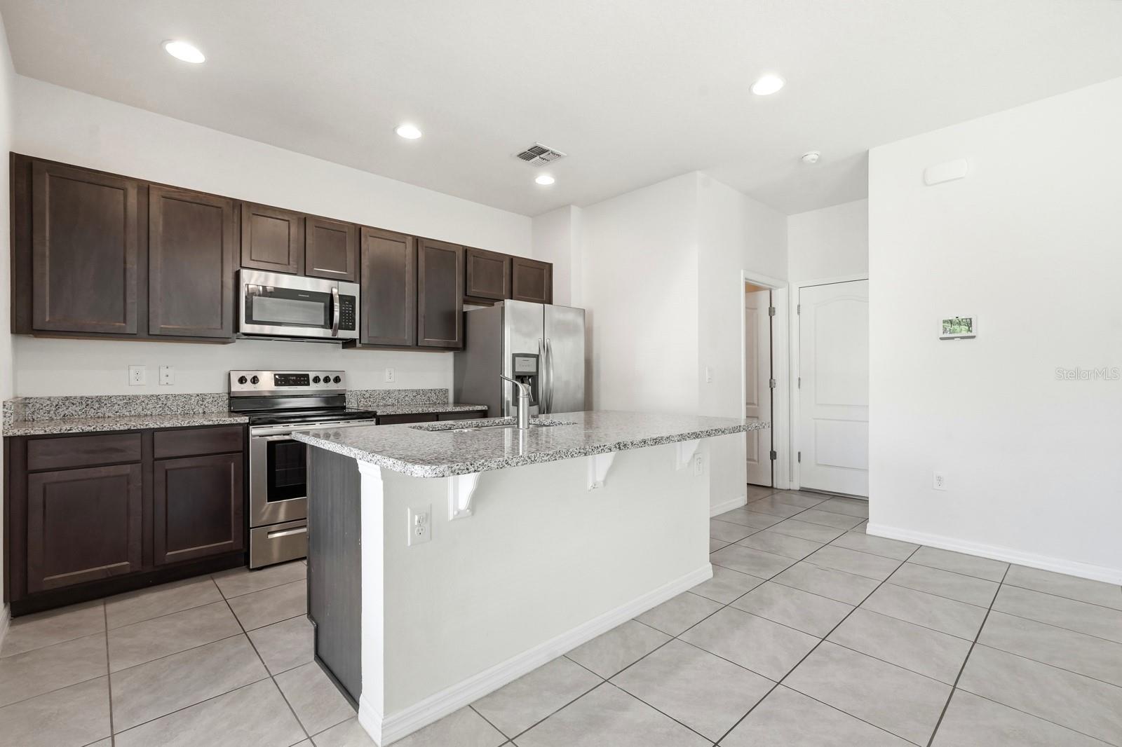 CORNERSTONE GROVE - Residential