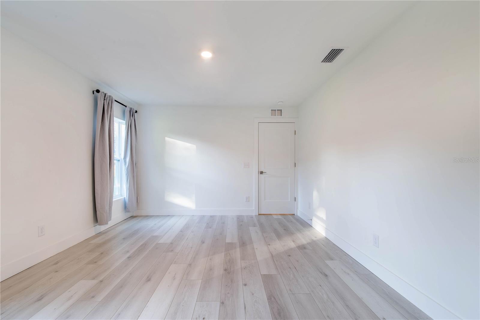 OAKLAND PARK OR AD GILLEYS ADD - Residential