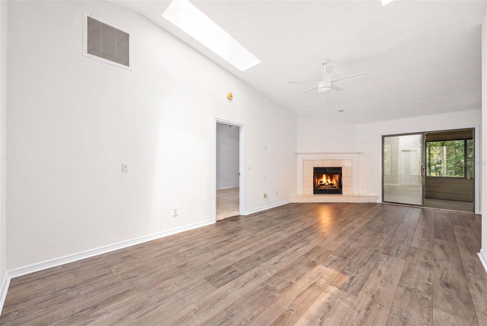 2401 NW 69TH TERRACE