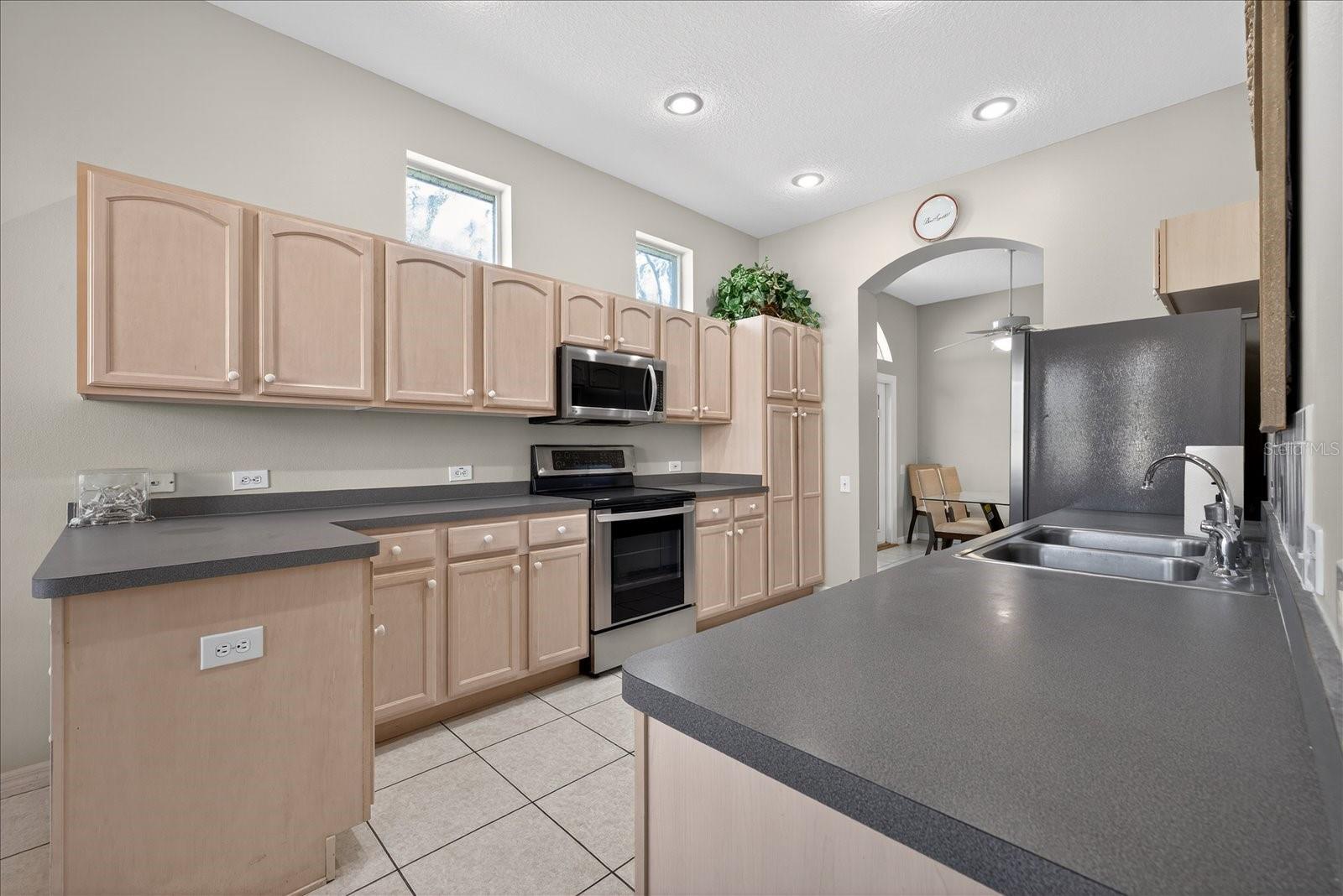 VILLAGES AT FOX HOLLOW WEST - Residential