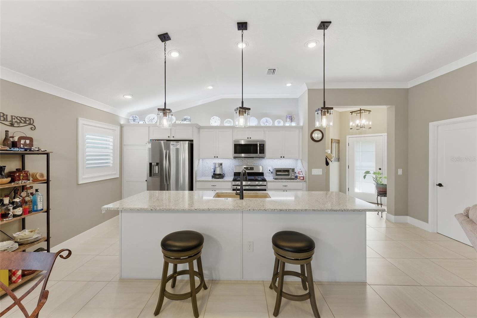 VILLAGES/SOUTHERN OAKS AVA VILLAGE - Residential