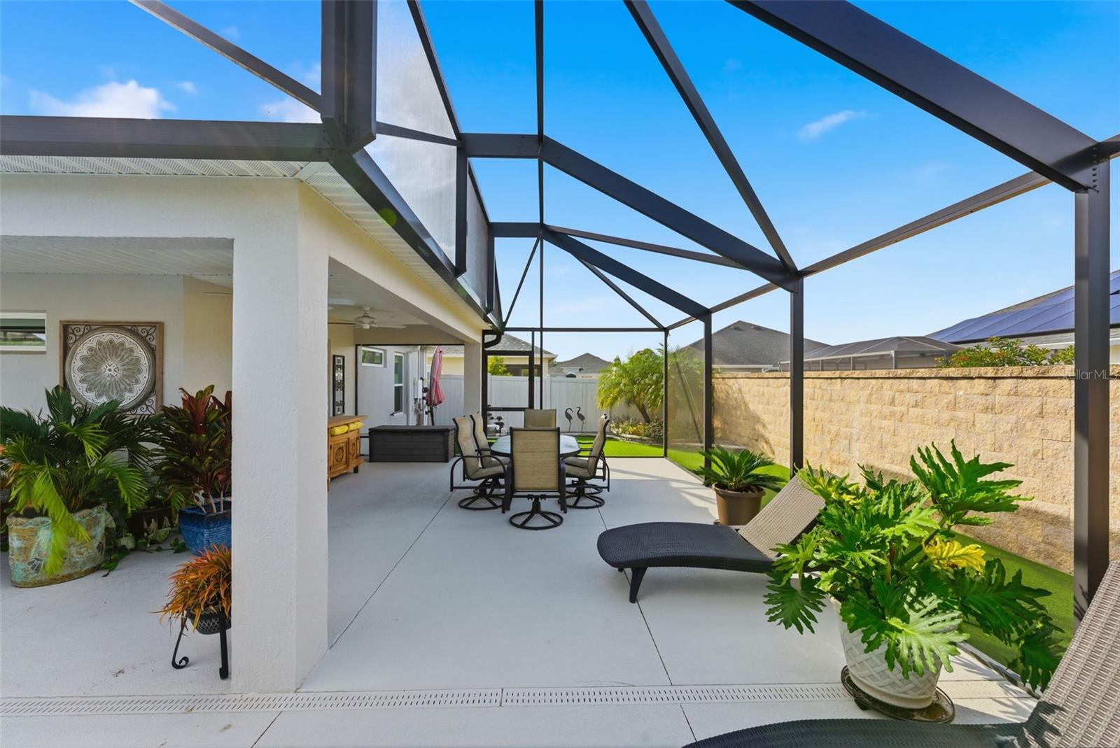 VILLAGES/SOUTHERN OAKS AVA VILLAGE - Residential