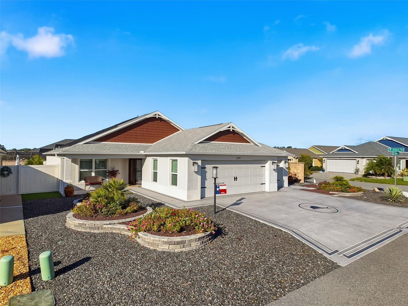 VILLAGES/SOUTHERN OAKS AVA VILLAGE - Residential