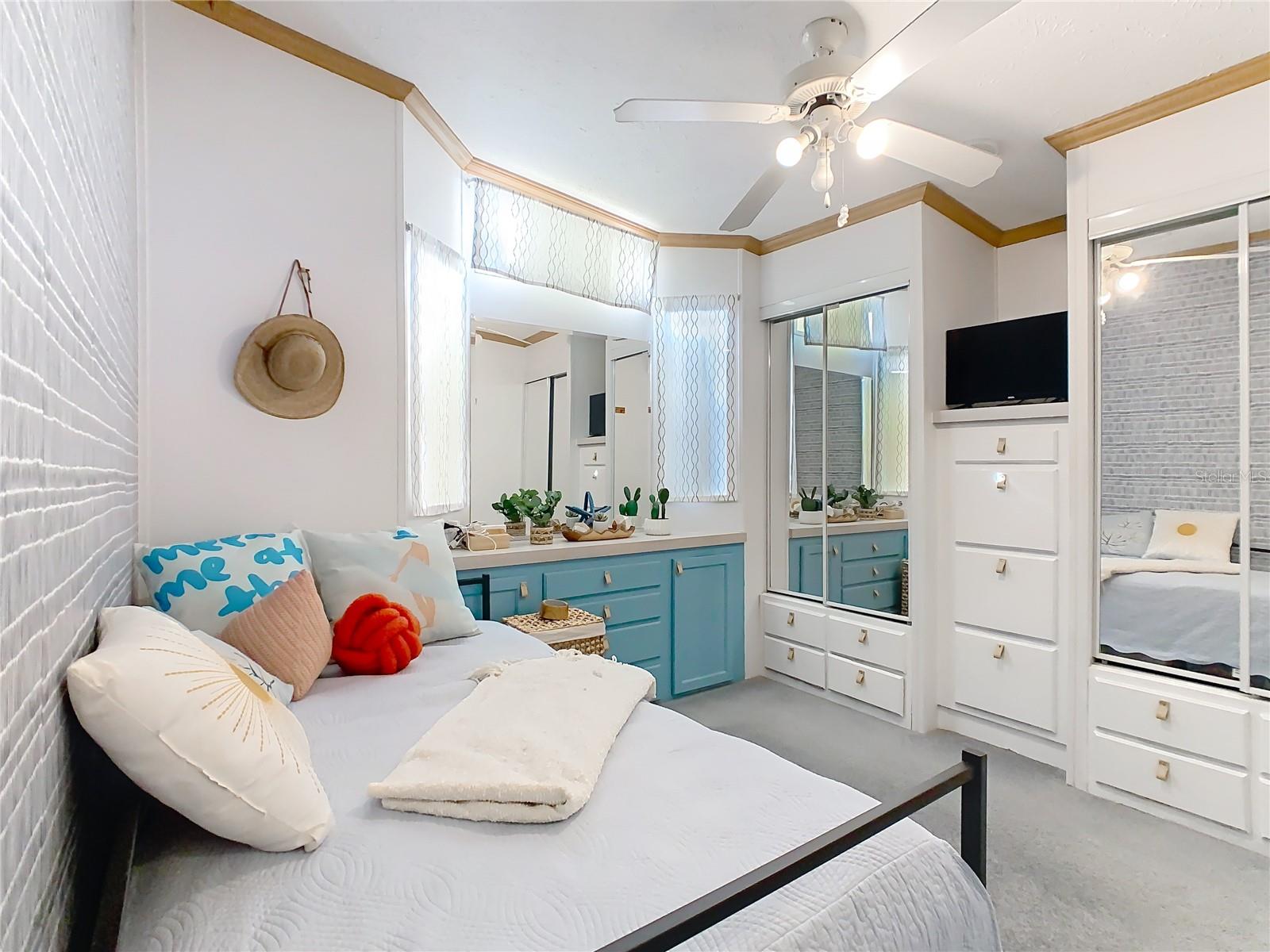 OUTDOOR RESORTS OF AMERICA - Residential