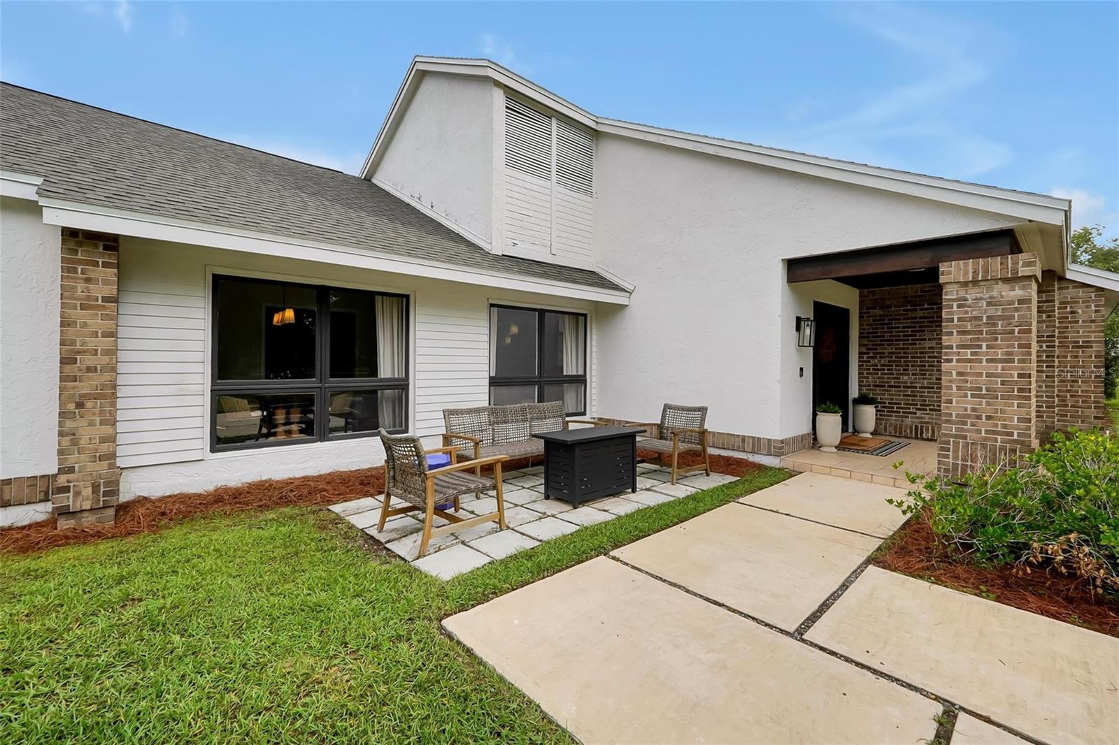 120 DUNSHEE DRIVE