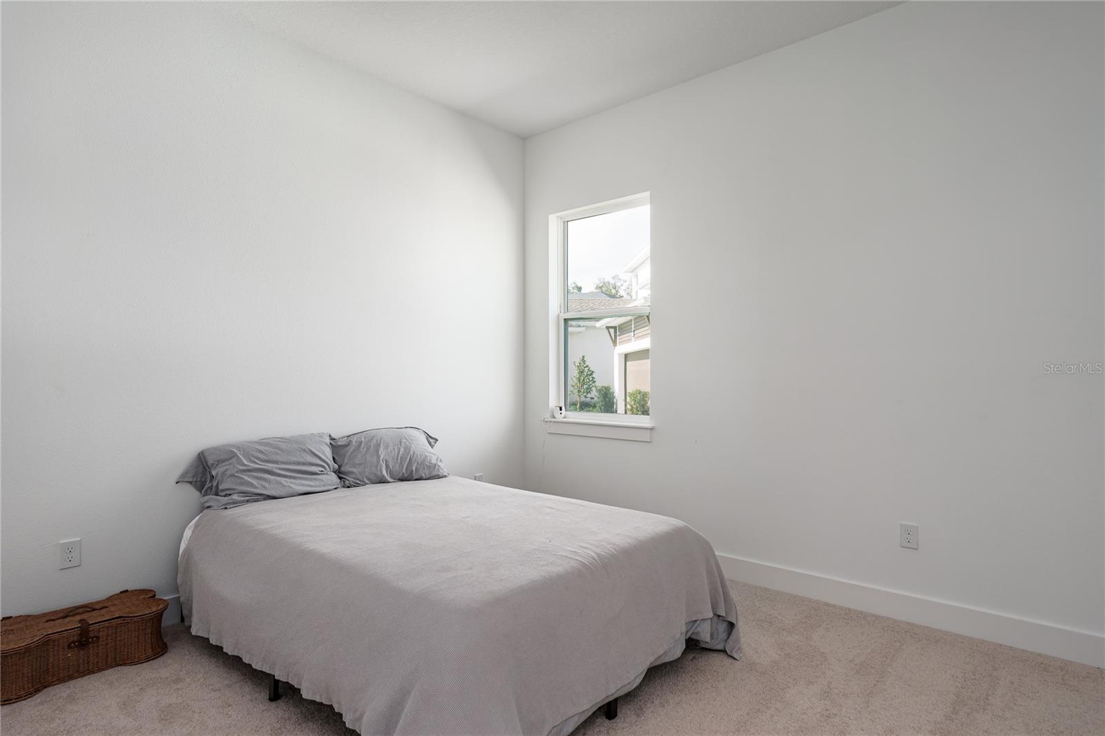 PARRISH LAKES - Residential Lease