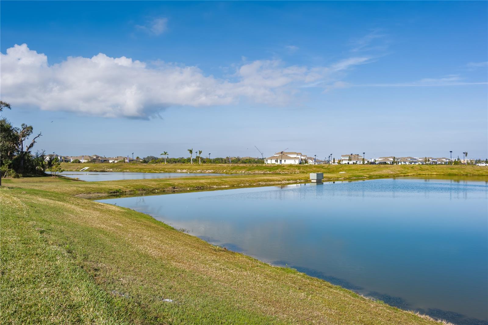 PARRISH LAKES - Residential Lease