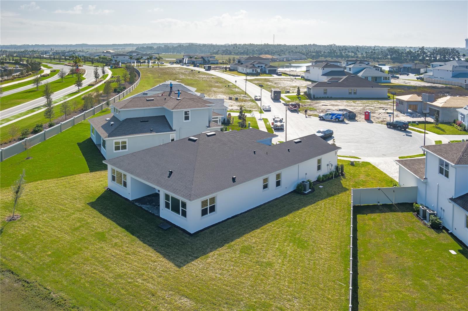 PARRISH LAKES - Residential Lease