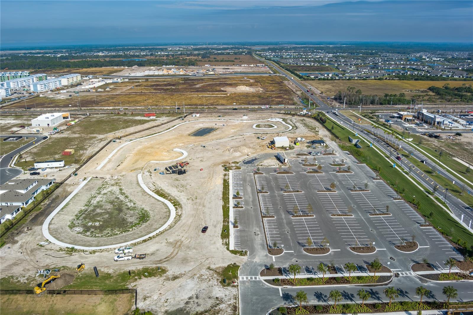 PARRISH LAKES - Residential Lease