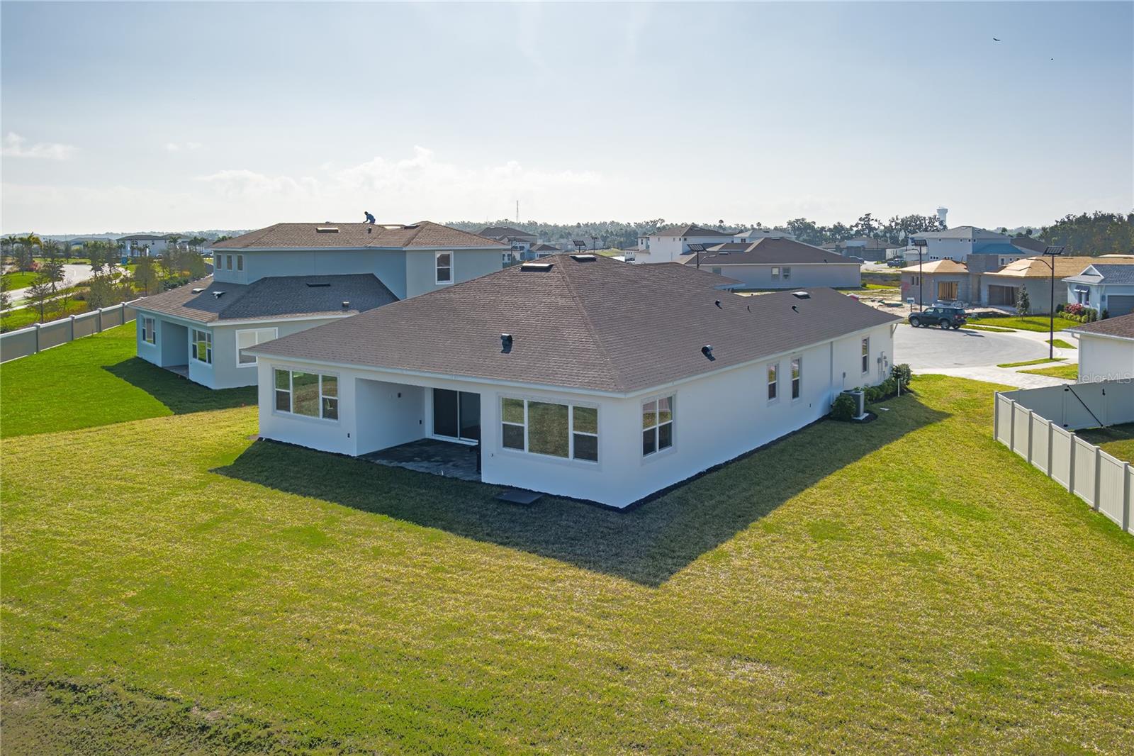 PARRISH LAKES - Residential Lease