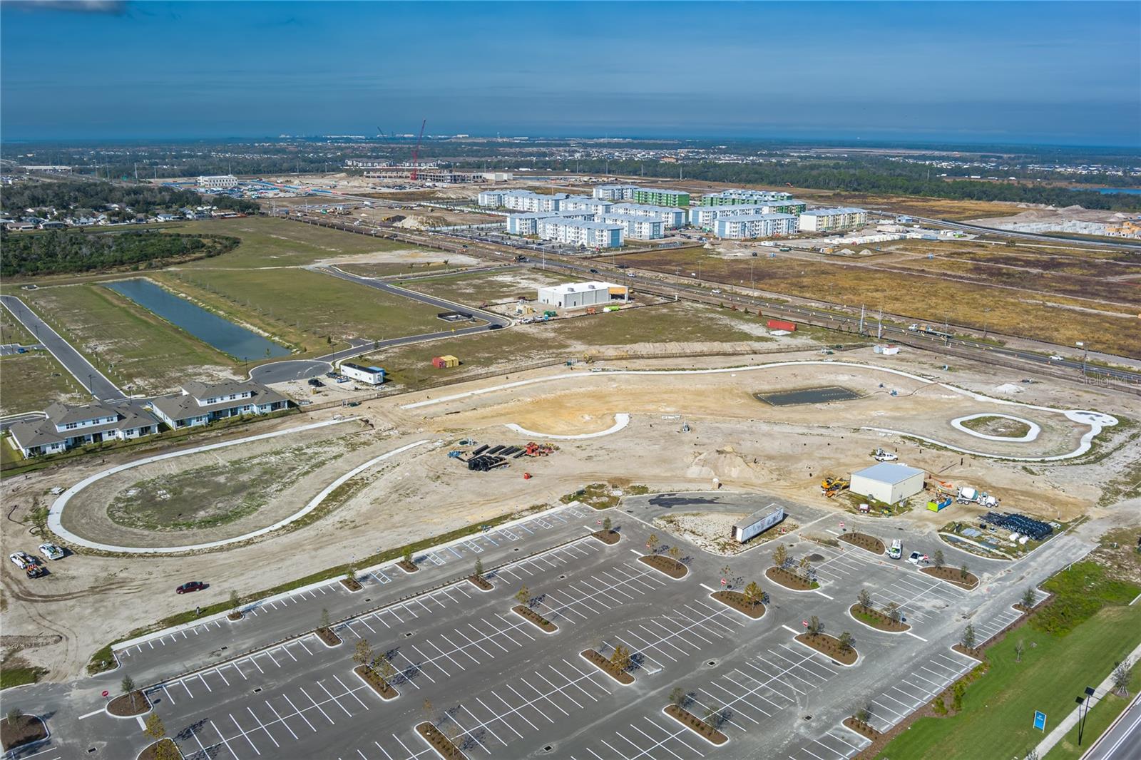 PARRISH LAKES - Residential Lease