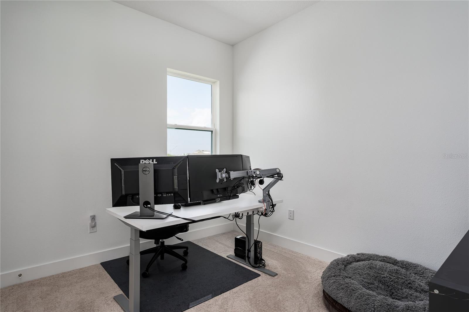 PARRISH LAKES - Residential Lease