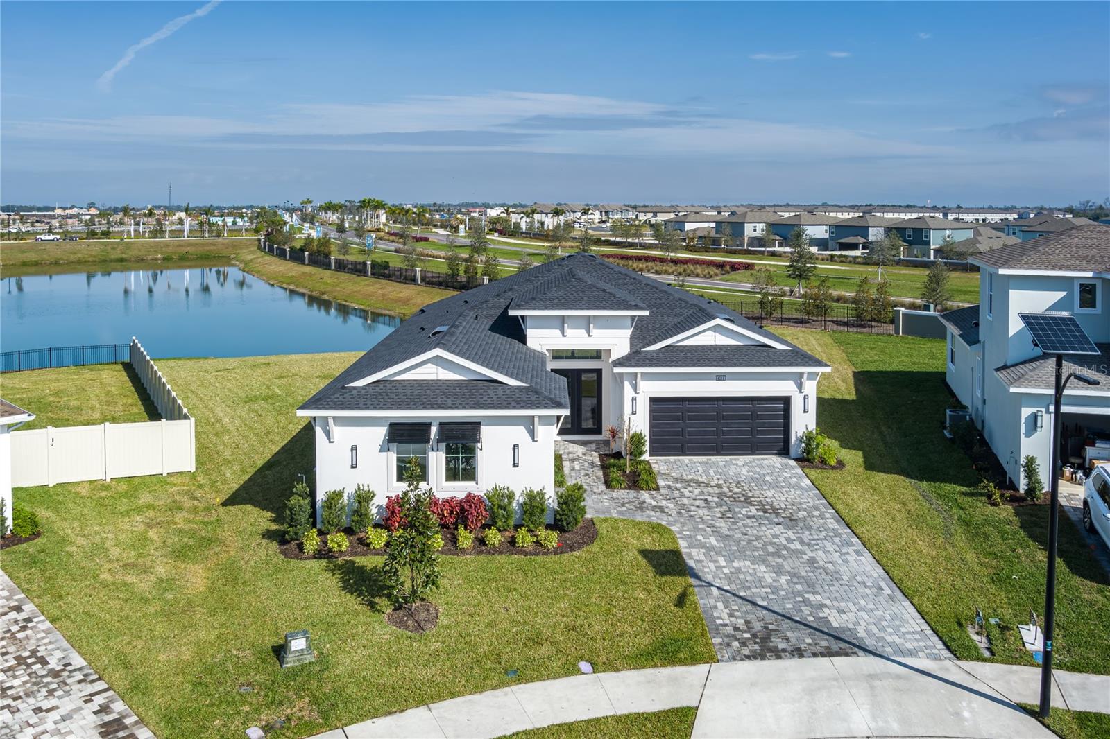 PARRISH LAKES - Residential Lease