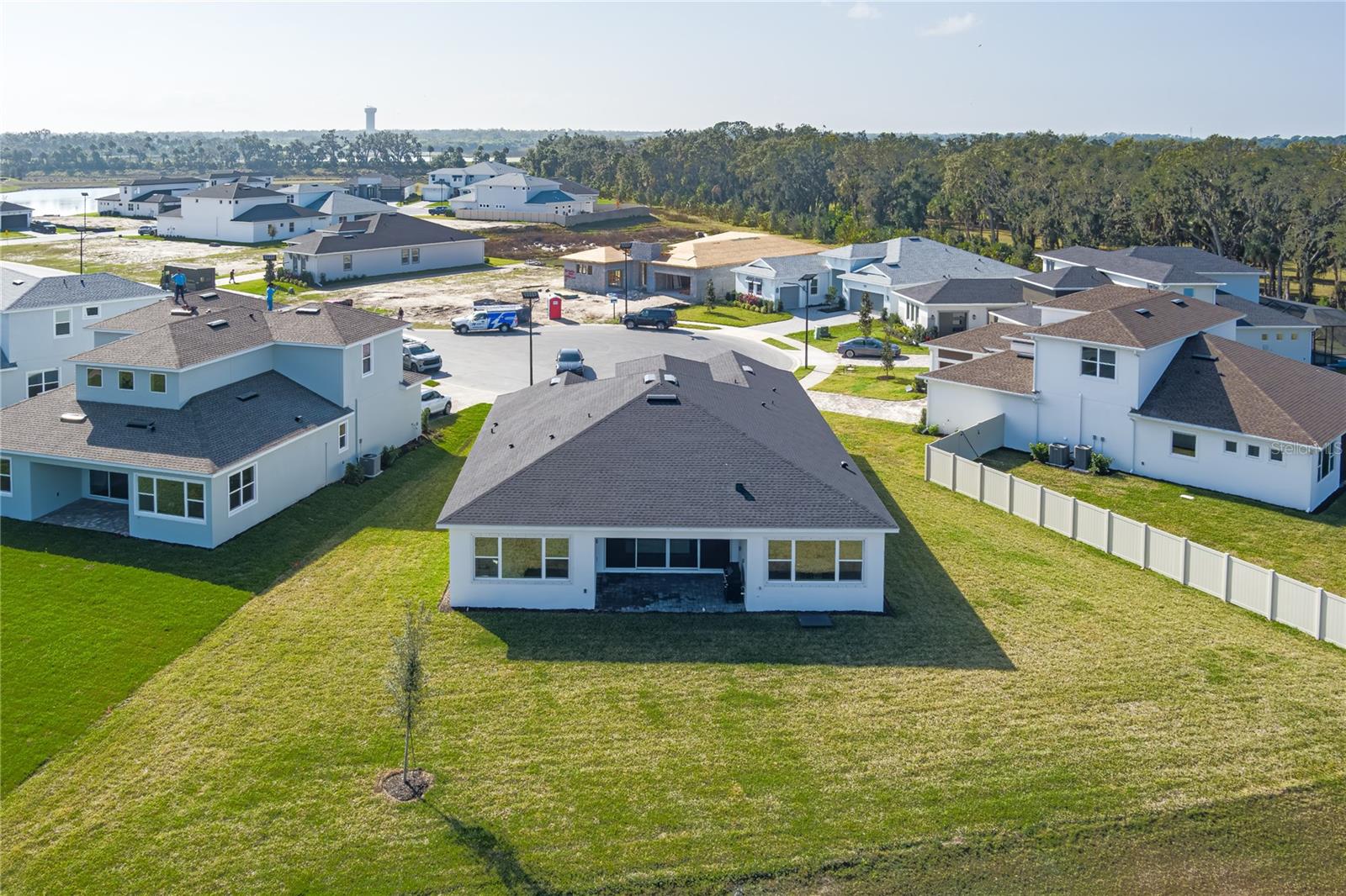 PARRISH LAKES - Residential Lease