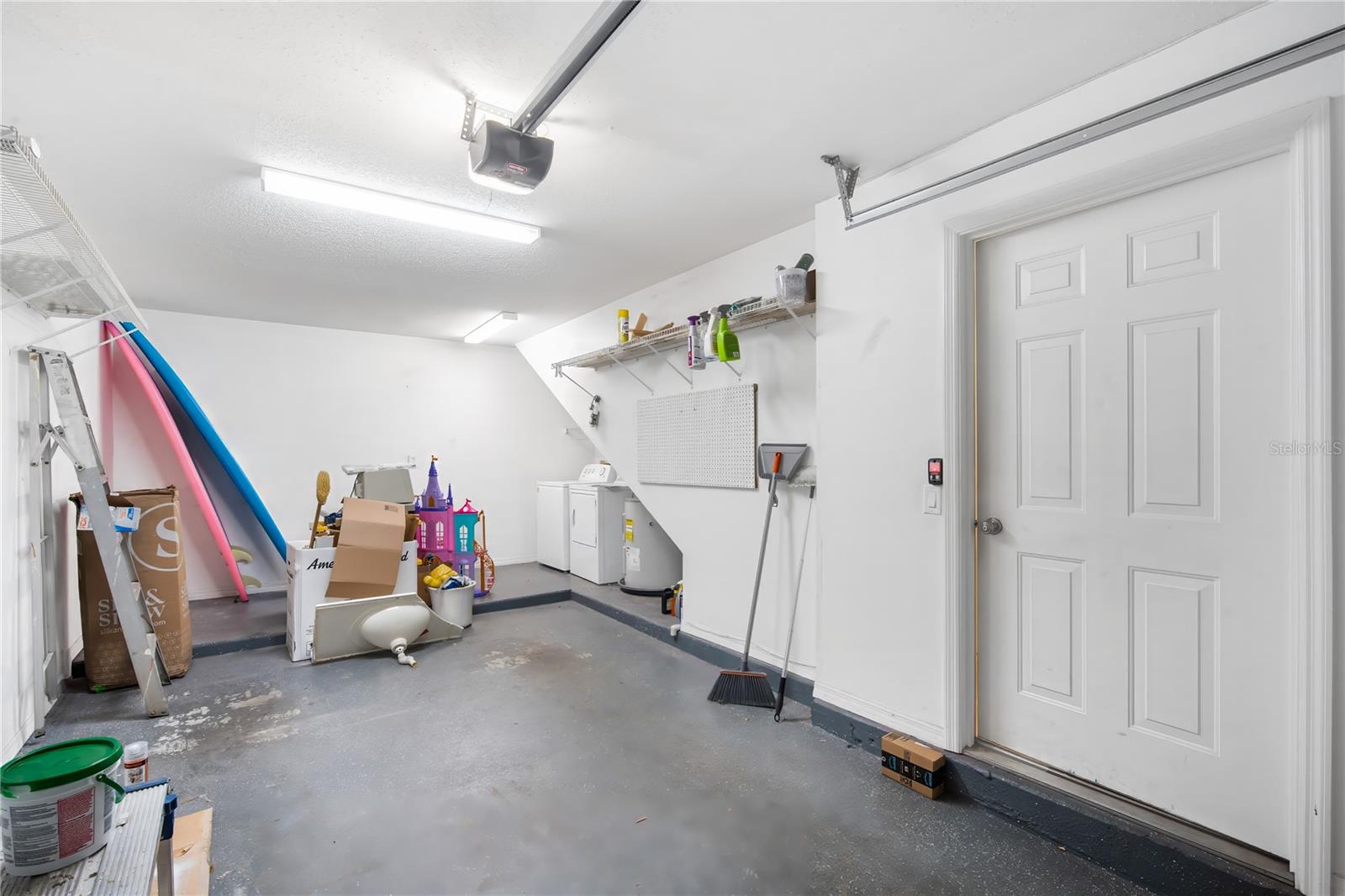 ISLAND WALK A CONDO - Residential Lease