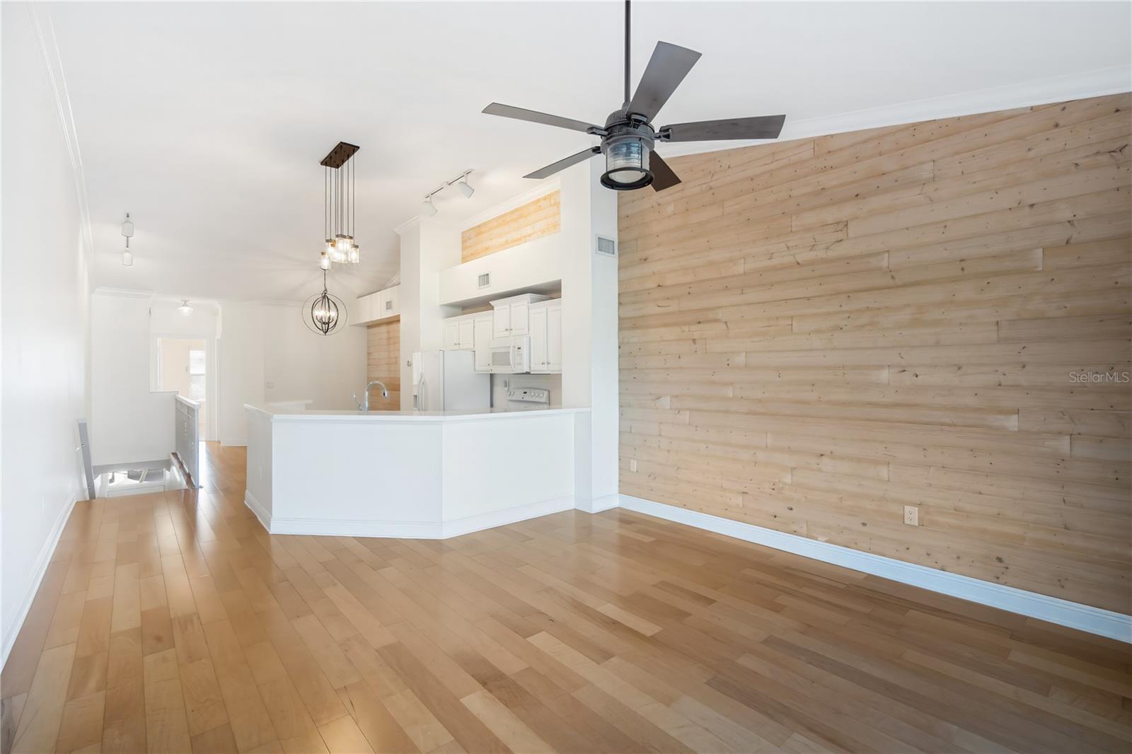 ISLAND WALK A CONDO - Residential Lease