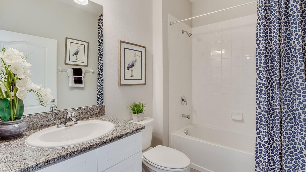 STAR FARMS AT LAKEWOOD RANCH - Residential