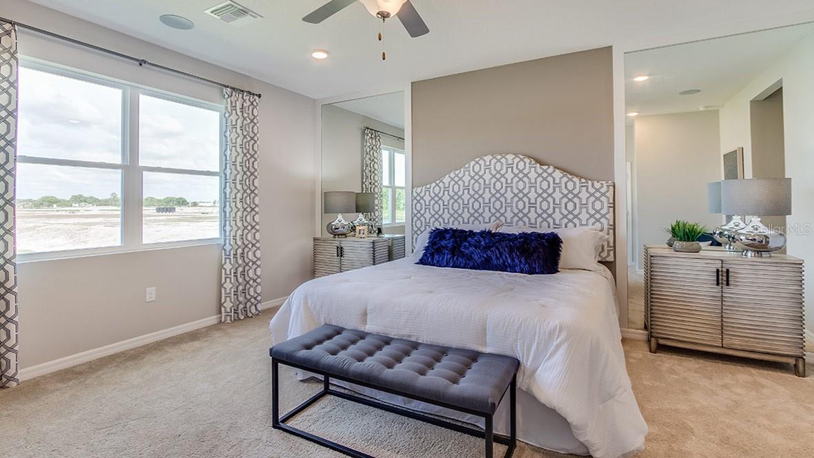 STAR FARMS AT LAKEWOOD RANCH - Residential