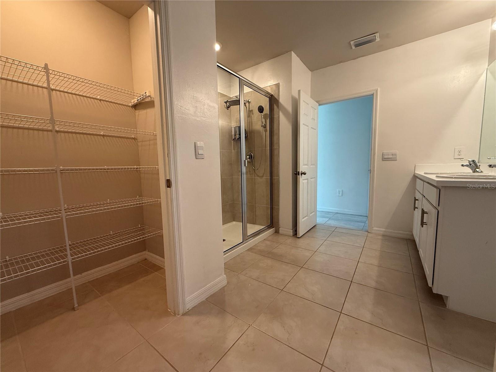 PUNTA GORDA ISLES SEC 16 - Residential Lease