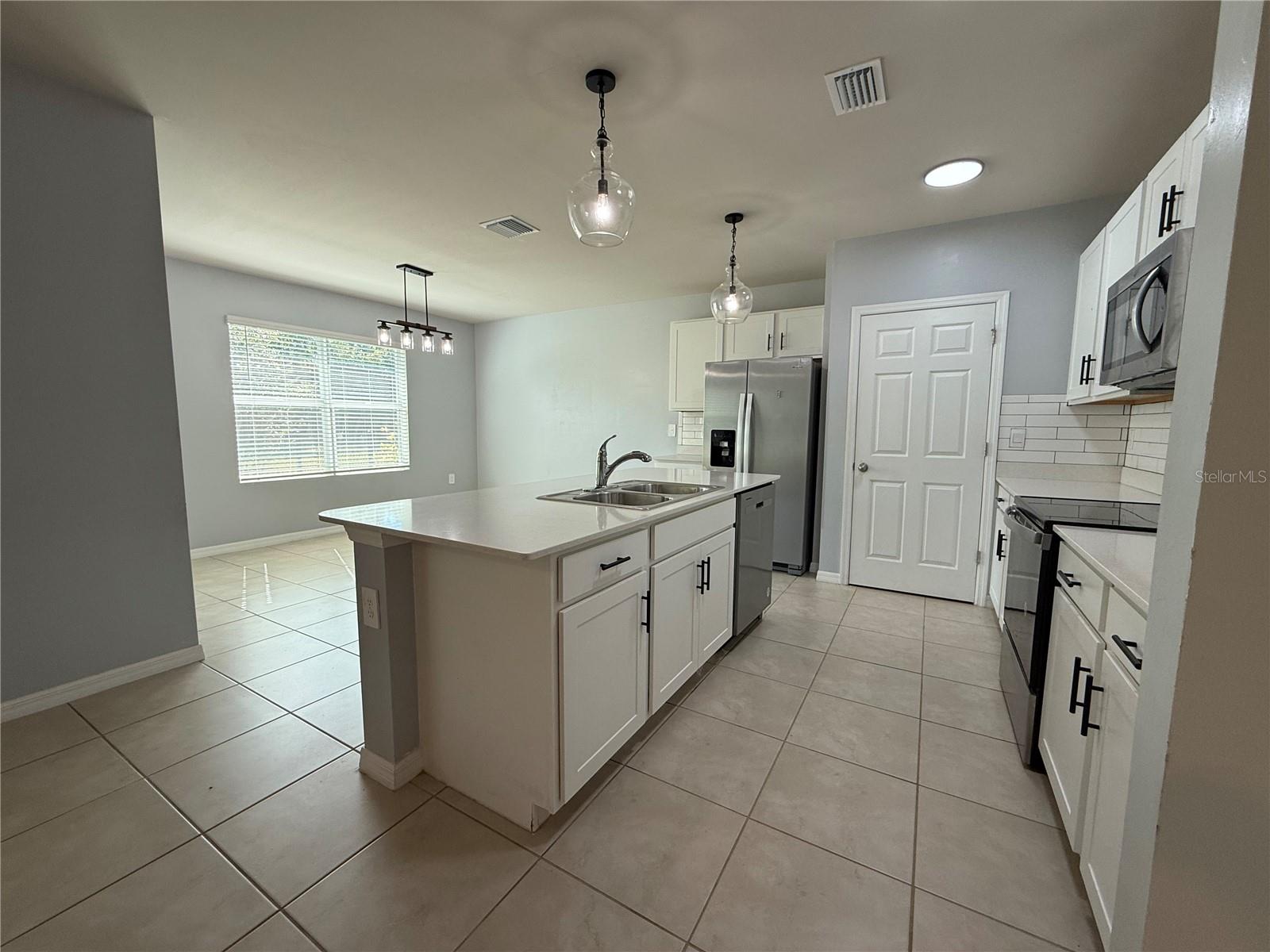 PUNTA GORDA ISLES SEC 16 - Residential Lease