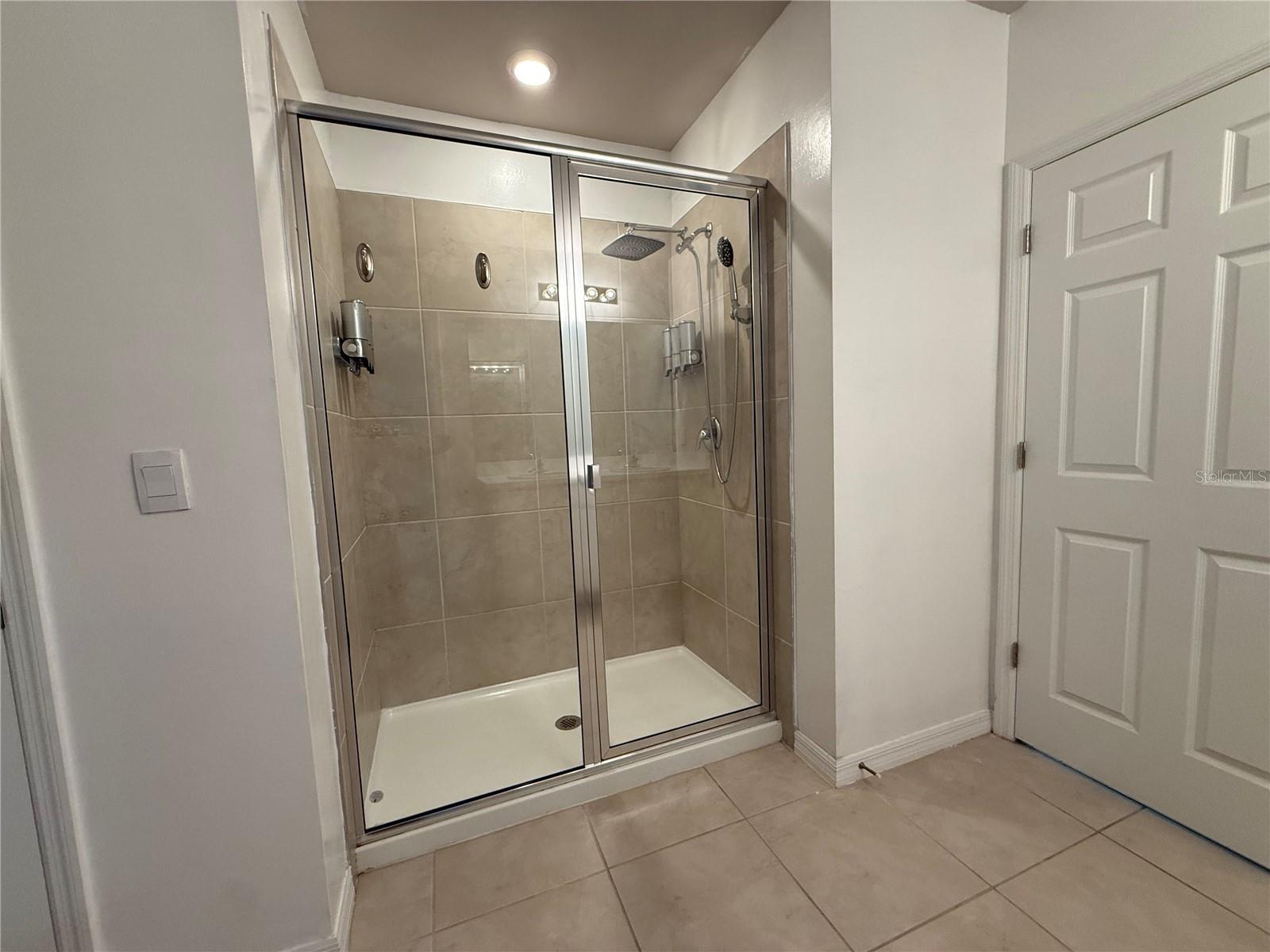 PUNTA GORDA ISLES SEC 16 - Residential Lease