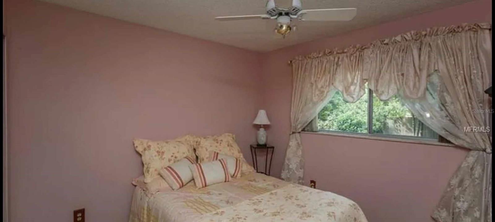 HIAWASSEE HILLS - Residential