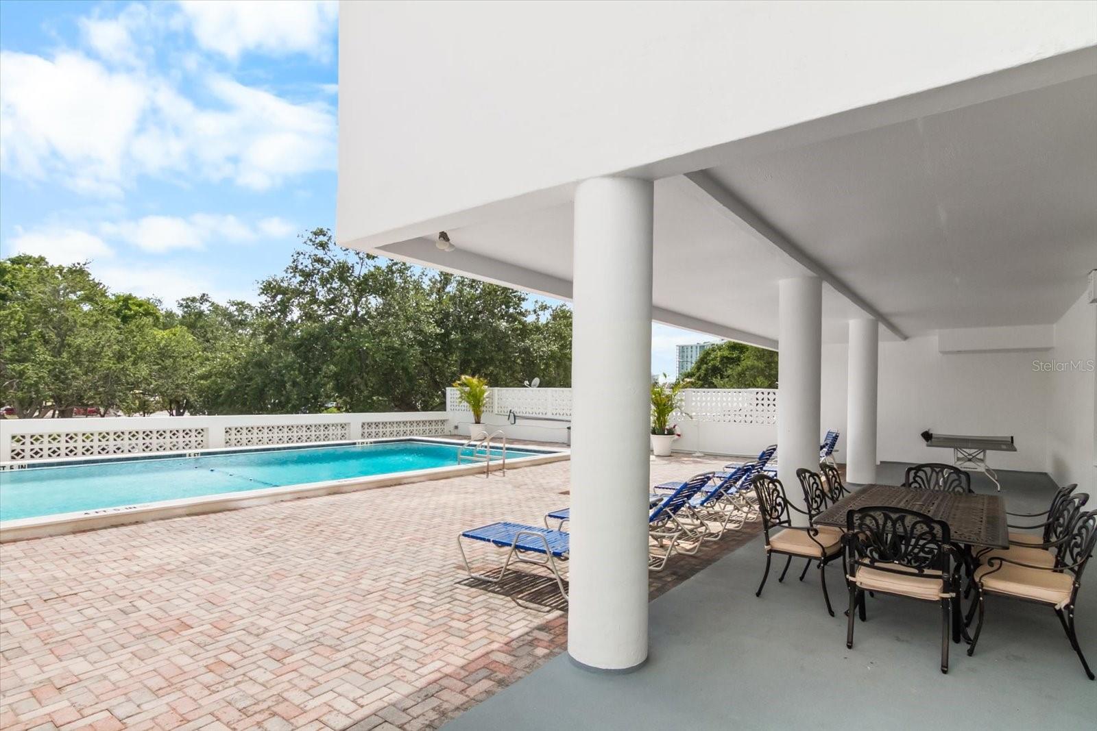 33 S GULFSTREAM AVENUE 305