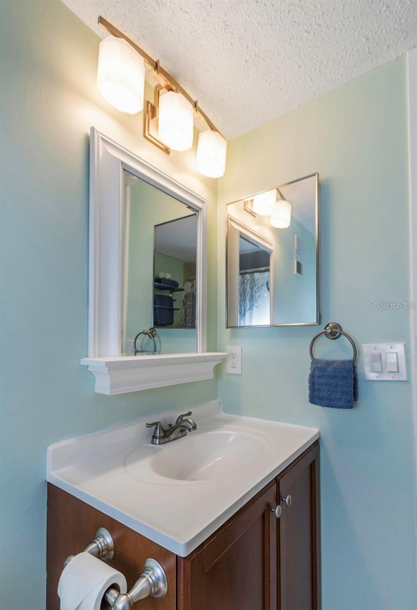 HEATHER LAKE APTS CONDO - Residential Lease