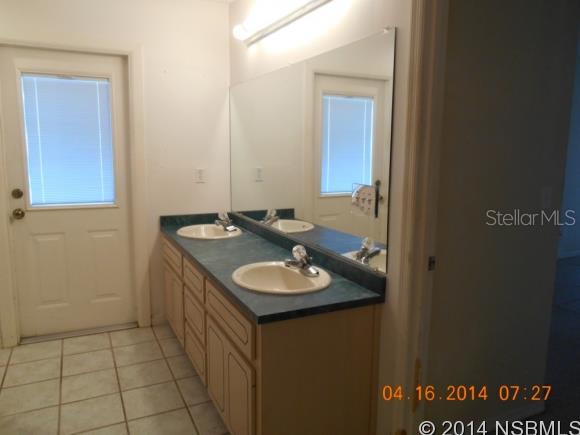 Florida Shores 01 - Residential