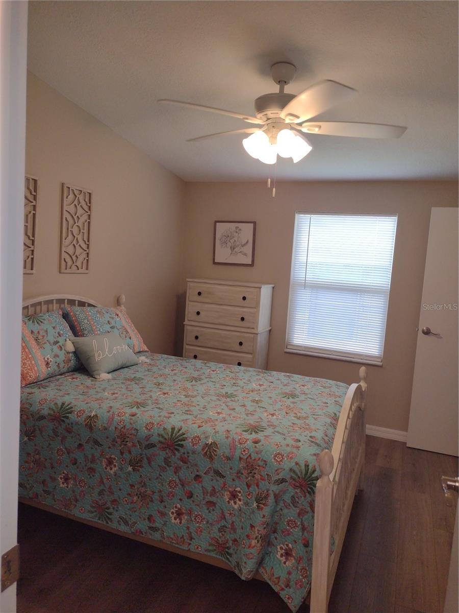 LADY LAKE ORANGE BLOSSOM GARDENS UNIT 09 - Residential Lease