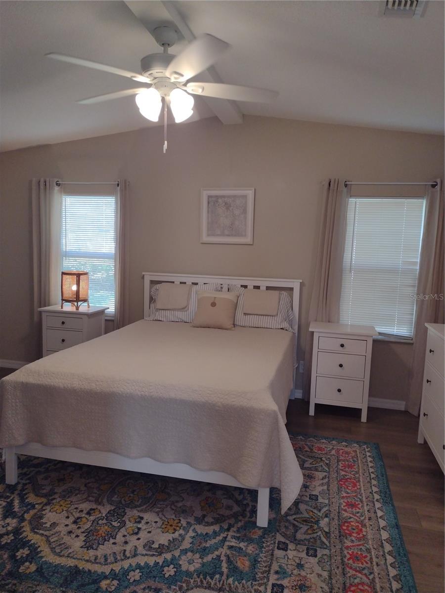 LADY LAKE ORANGE BLOSSOM GARDENS UNIT 09 - Residential Lease