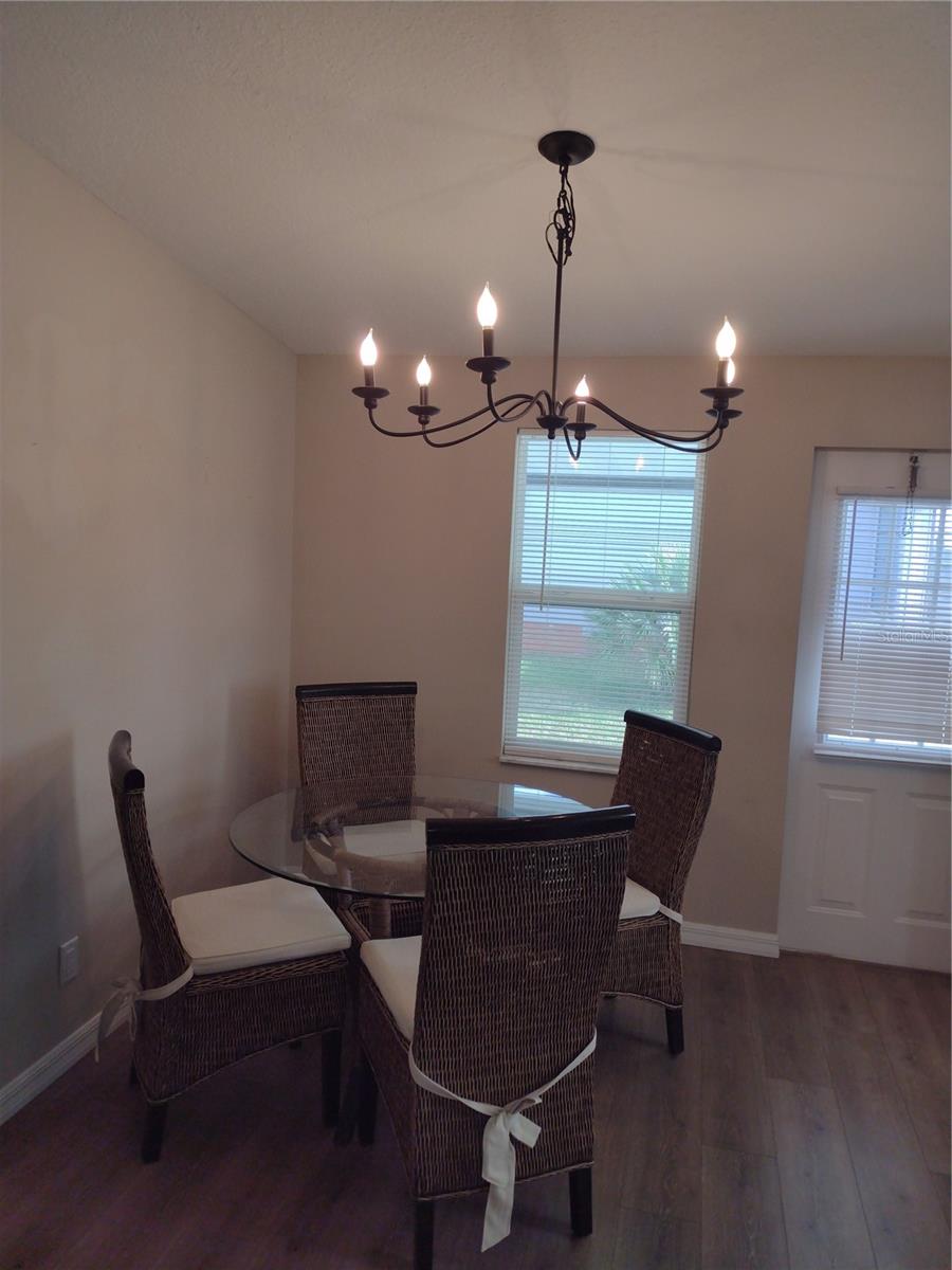 LADY LAKE ORANGE BLOSSOM GARDENS UNIT 09 - Residential Lease