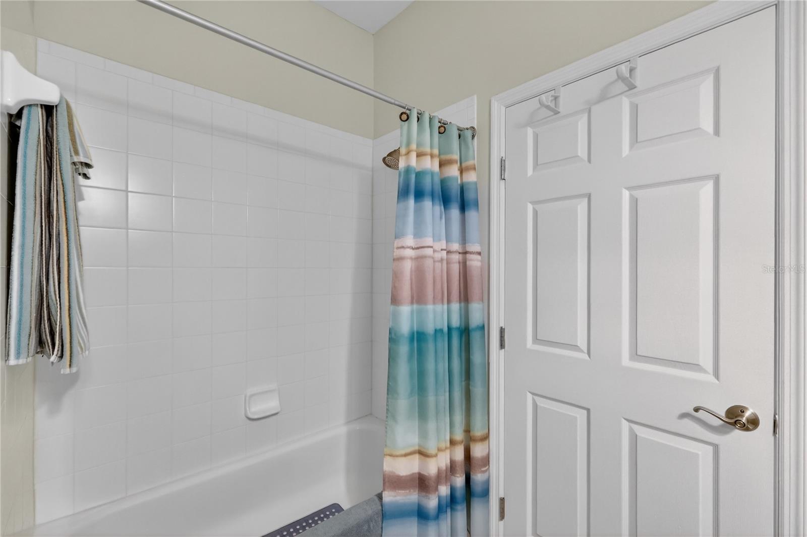 ARLINGTON RIDGE - Residential