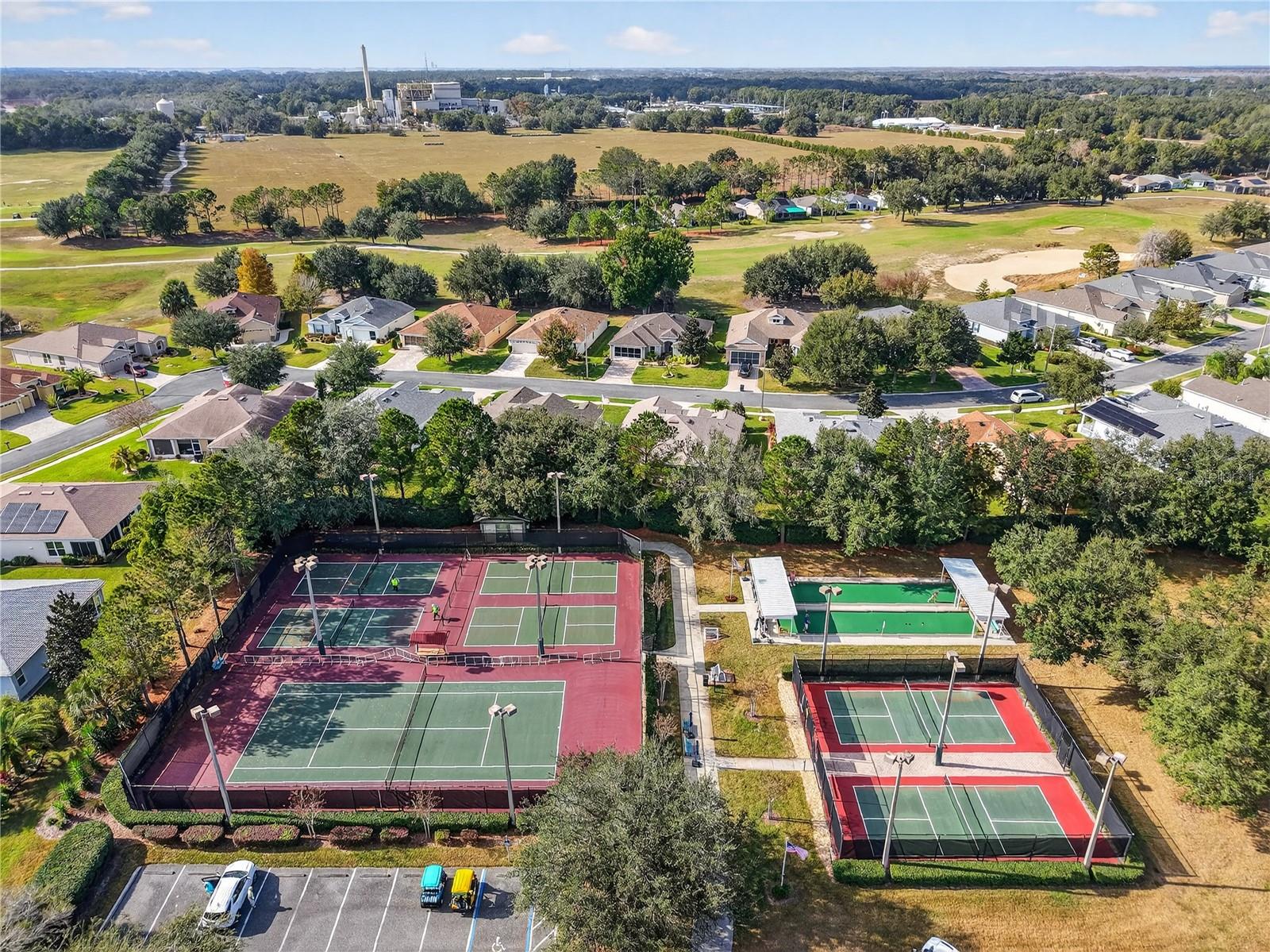 ARLINGTON RIDGE - Residential