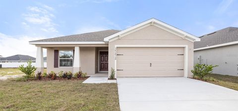 Photo of 35424 Coventry Fields Loop, Zephyrhills, FL 33541 (MLS # L4957809)