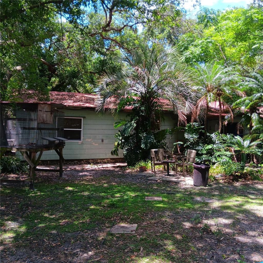 Photo of 6615 New Tampa Hwy, Lakeland, FL 33815 (MLS # TB8398969)