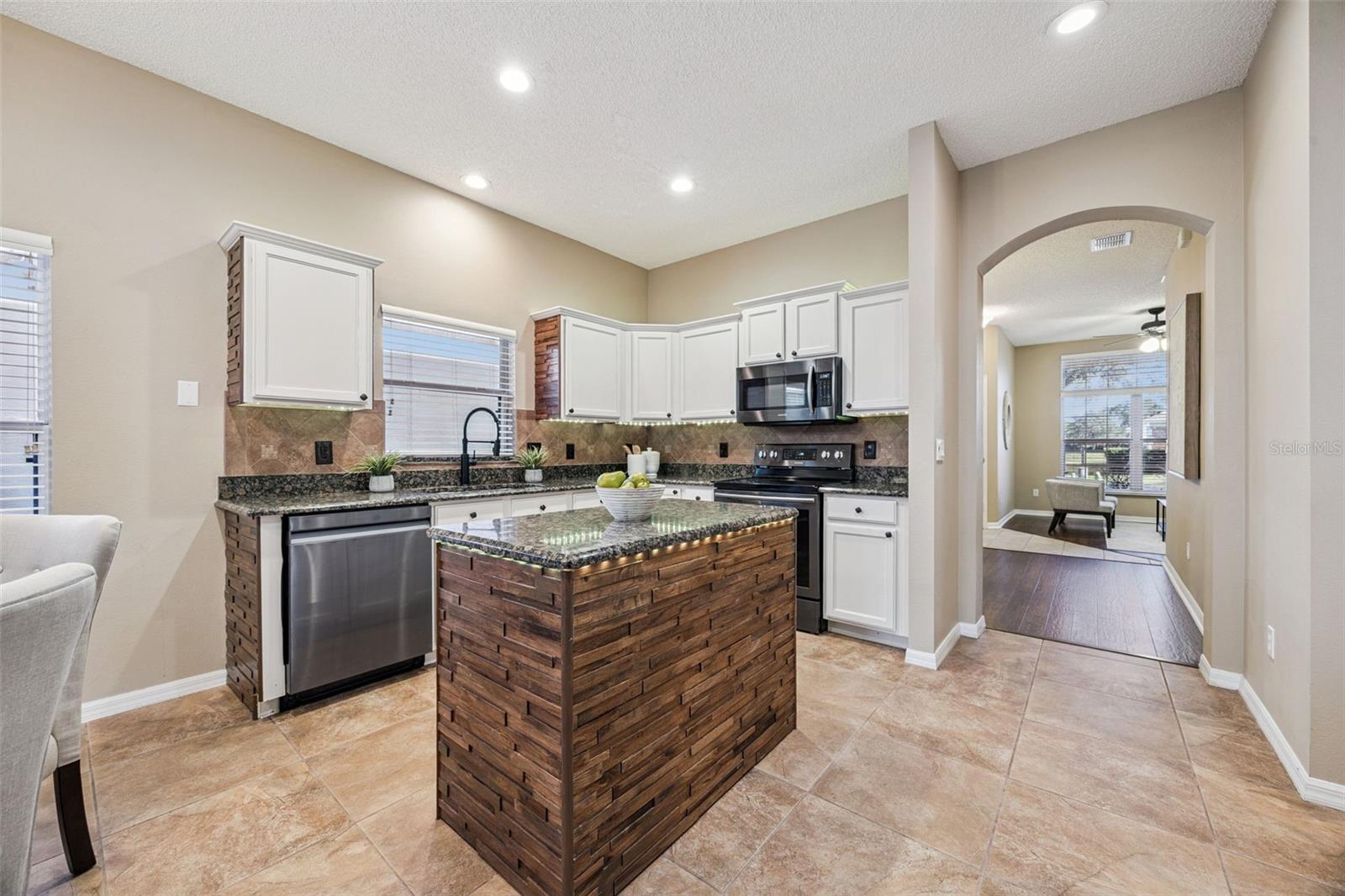 NORTHSHORE/LK HART PRCL 07-PH 02 - Residential