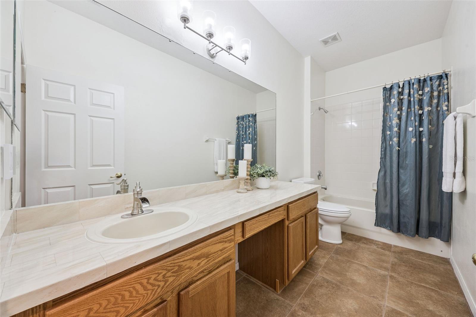 NORTHSHORE/LK HART PRCL 07-PH 02 - Residential