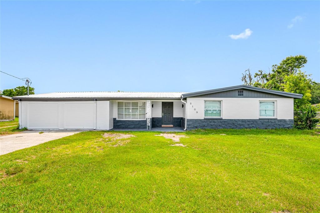 Photo of 5109 Horton Road, Plant City, FL 33567 (MLS # TB8458691)