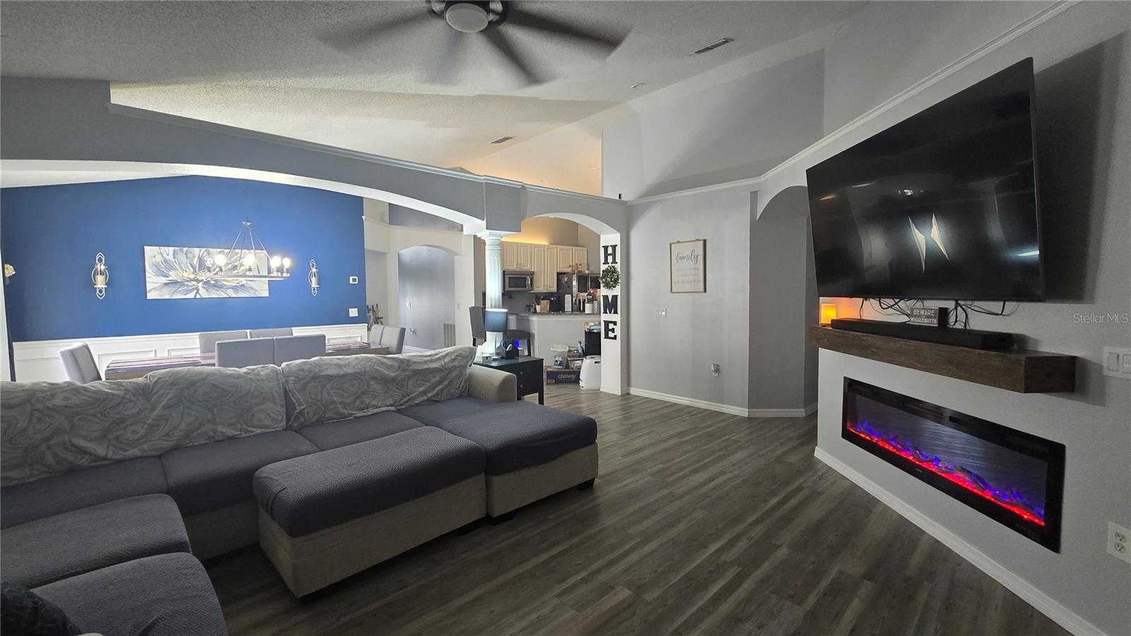 HERITAGE LAKES - Residential Lease